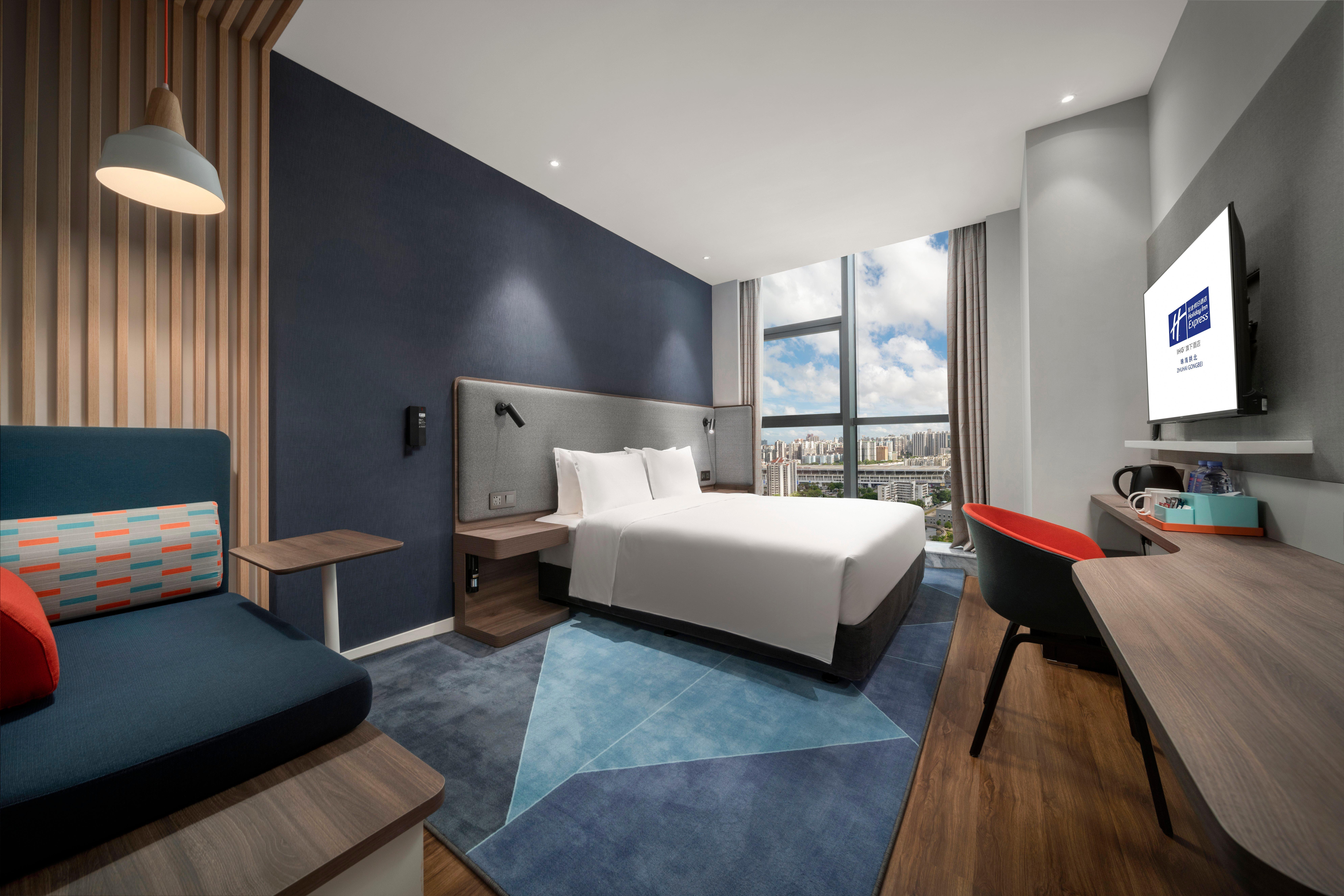 Holiday Inn Express Zhuhai Gongbei, an IHG Hotel Bagian luar foto